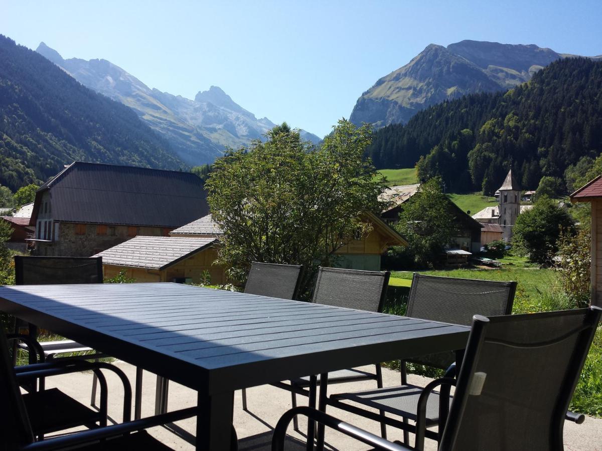 Magnifique Chalet Au Coeur Du Village Du Reposoir Le Reposoir Exterior foto