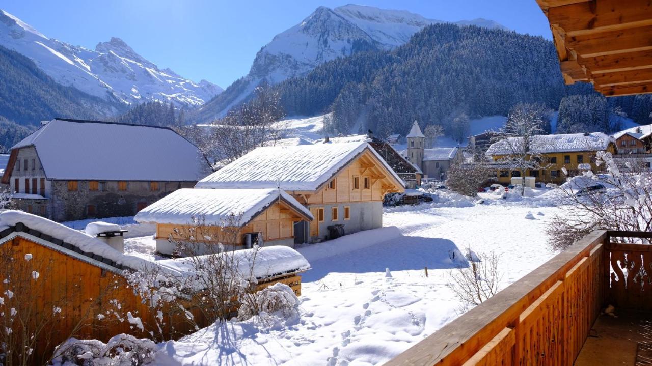 Magnifique Chalet Au Coeur Du Village Du Reposoir Le Reposoir Exterior foto
