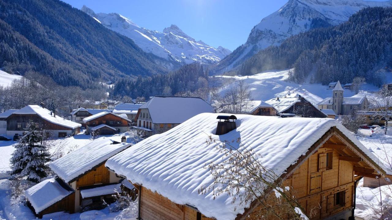 Magnifique Chalet Au Coeur Du Village Du Reposoir Le Reposoir Exterior foto